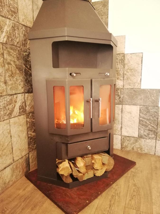 Casa De Vacanta Ayan Harman Luaran gambar